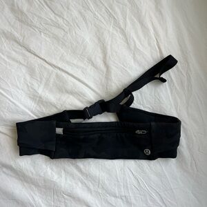 Lululemon belt bag